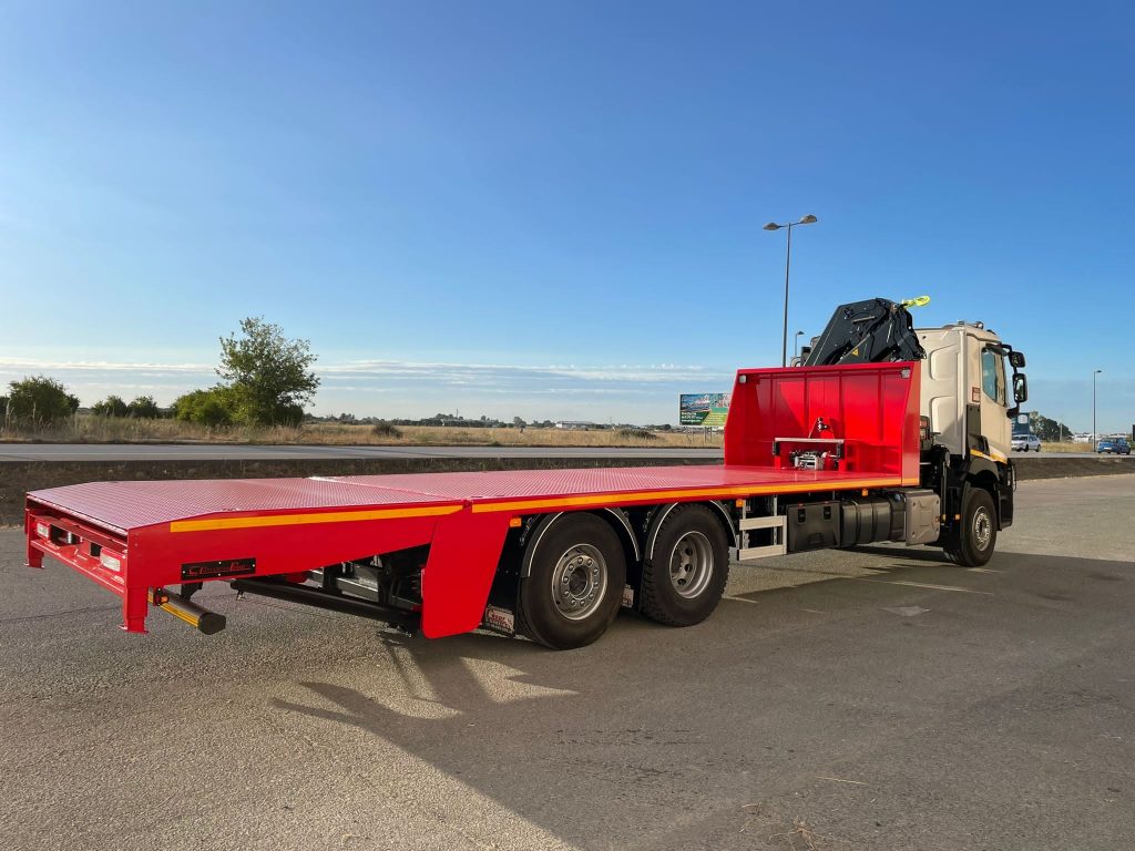 HIAB- CARROCERÍAS CÉSAR