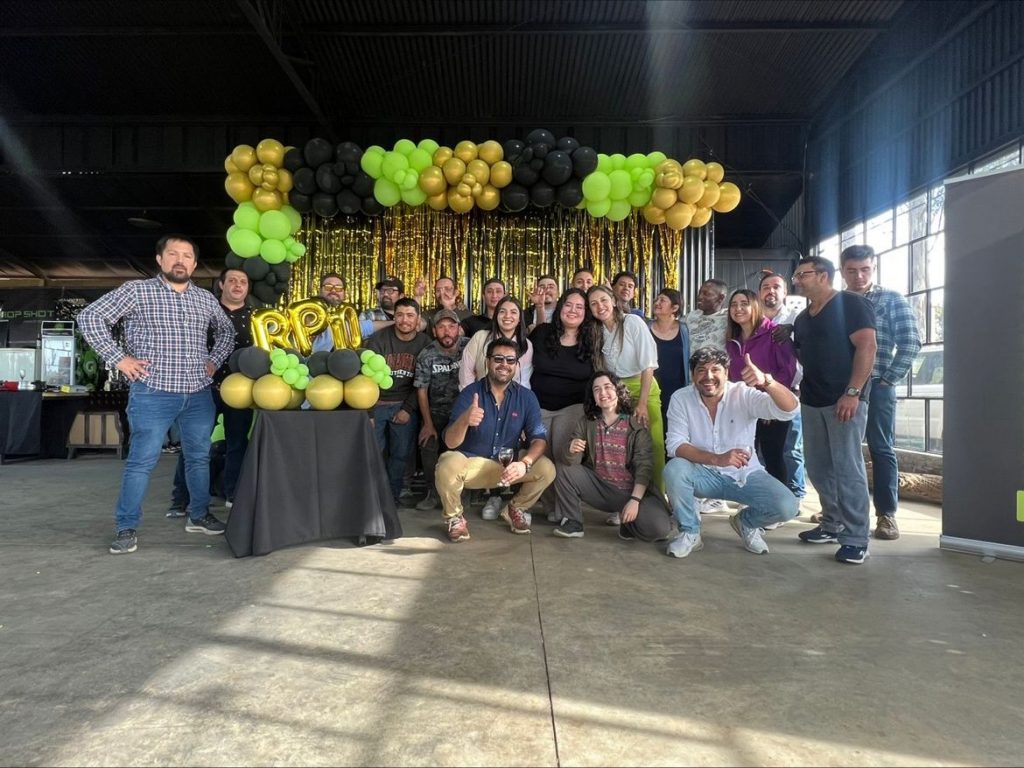 CELEBRACIÓN CON GRAN EMOCIÓN LOS 10 AÑOS DE RENTAL PATAGONIA MOVICARGA