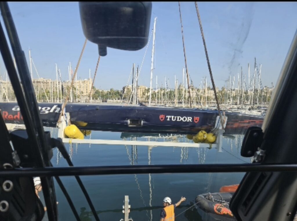 gruas salvador mas de 100 t